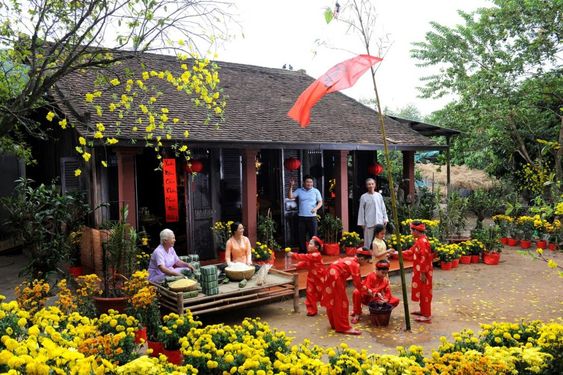 CHUYẾN ĐI NGÀY TẾT