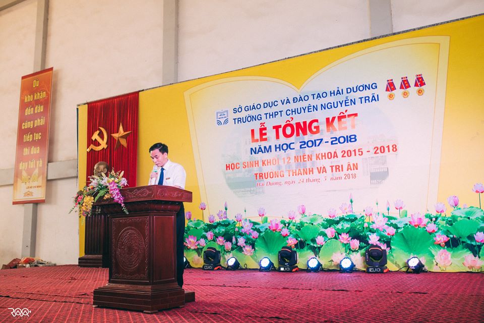 LỄ TỔNG KẾT NĂM HỌC 2017-2018 VÀ TRI ÂN, TRƯỞNG THÀNH CHO HỌC SINH KHỐI 12