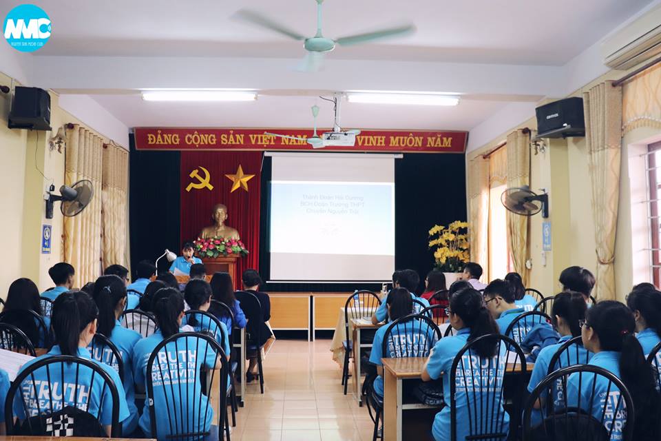 'Vừa hồng vừa chuyên' đoàn viên Chuyên Nguyên Trãi nổi tiếng trong phong trào câu lạc bộ
