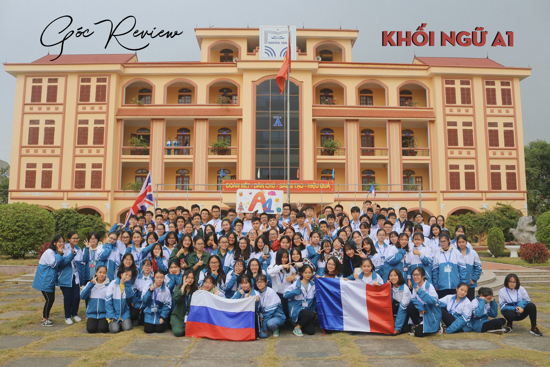 Vén màn bí mật 12 khối chuyên: Khối Ngữ & A1