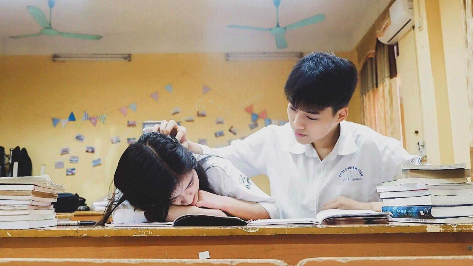 Tôi nợ thanh xuân một vạt nắng