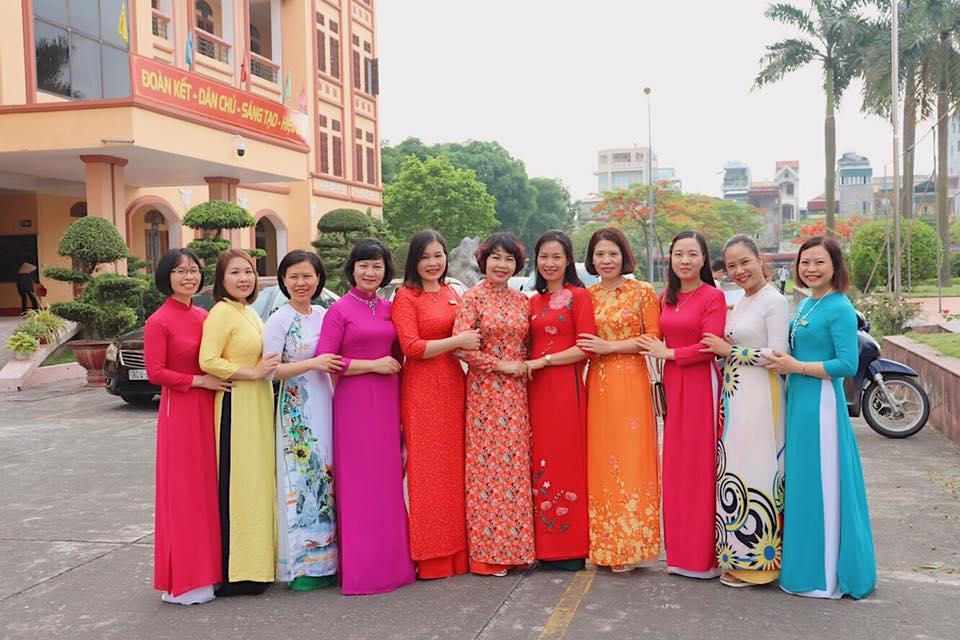 ảnh chụp khai giảng