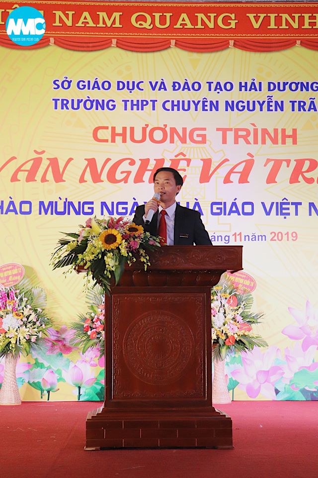 Nhấn để phóng to