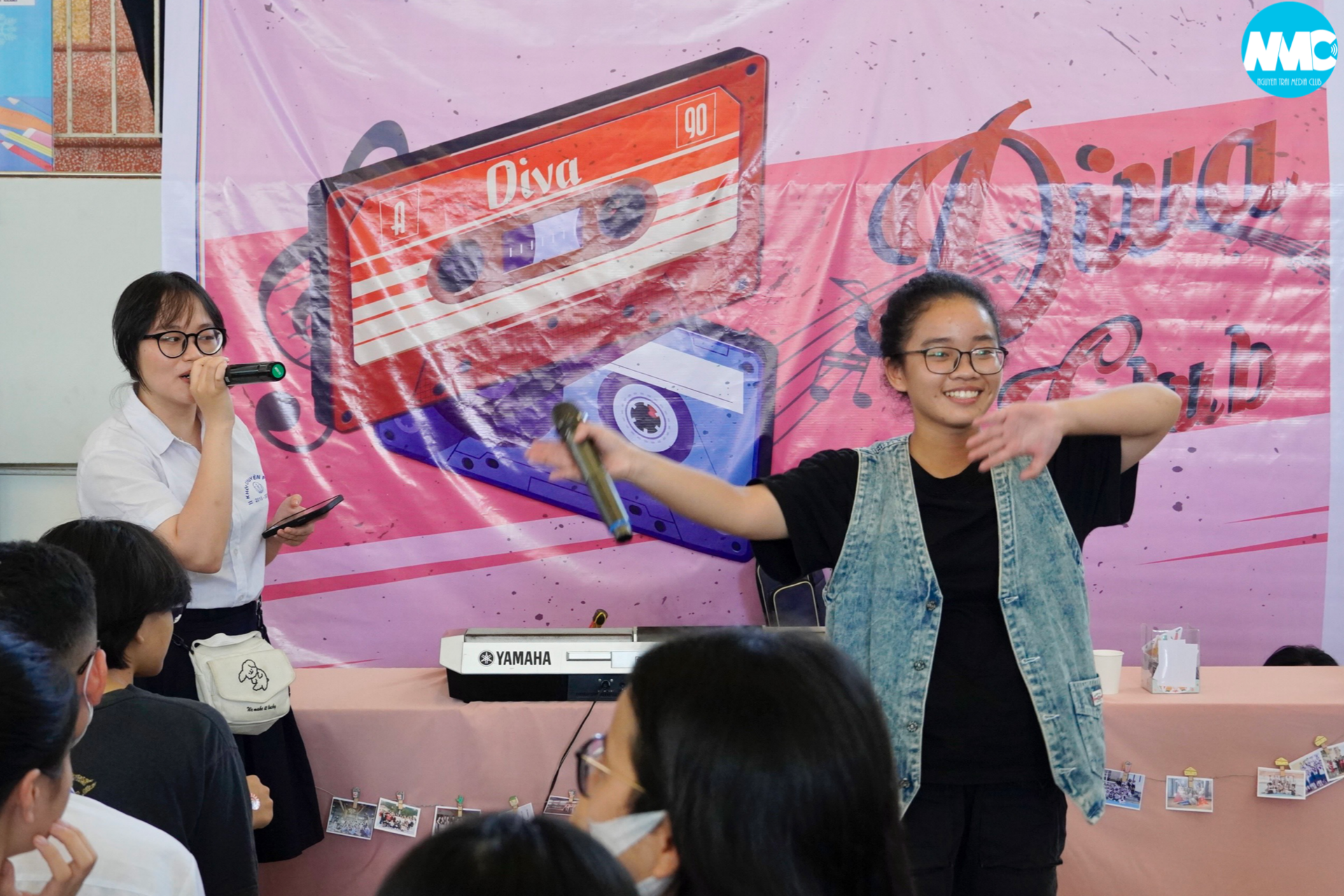 Nhấn để phóng to