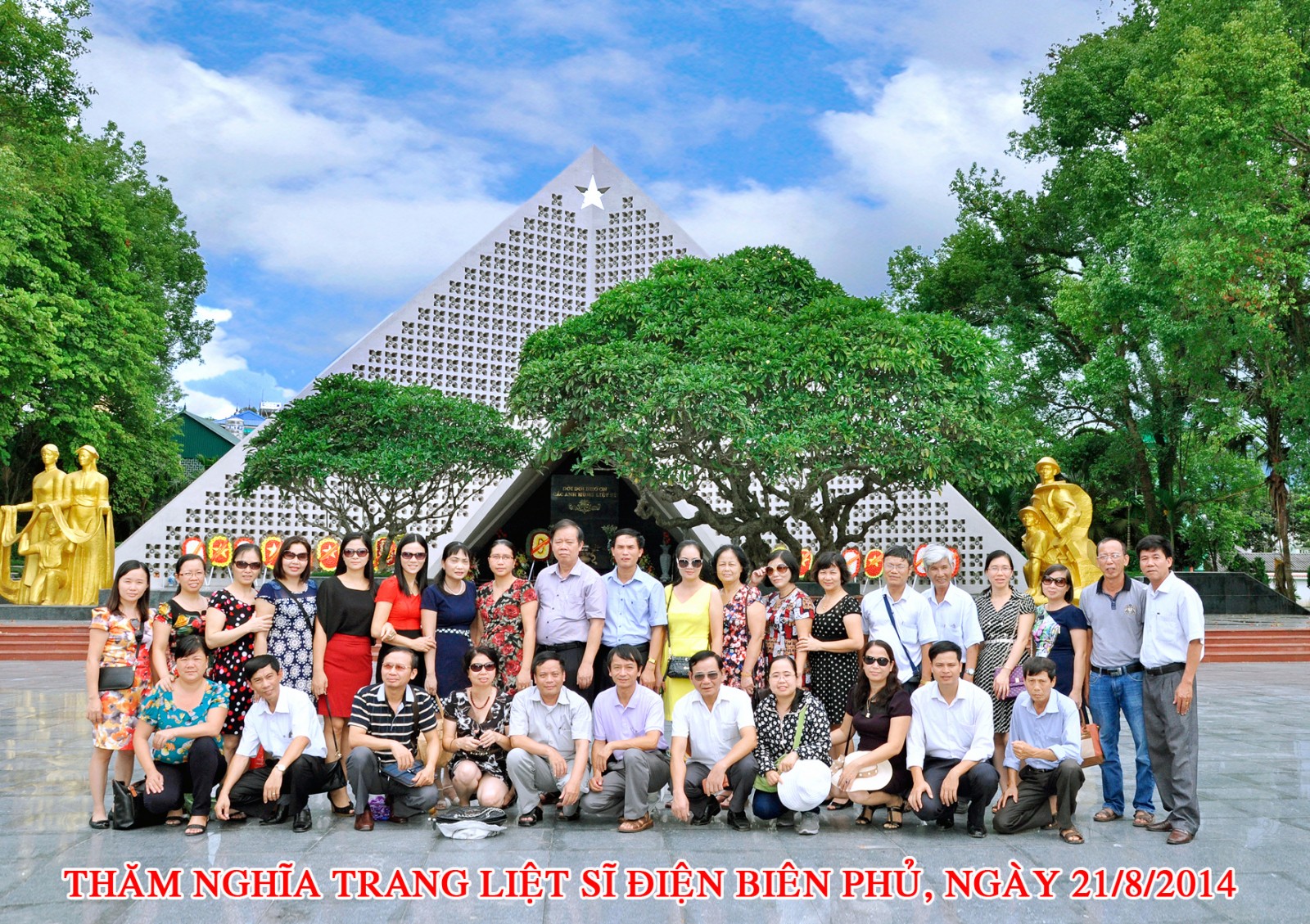 Nhấn để phóng to