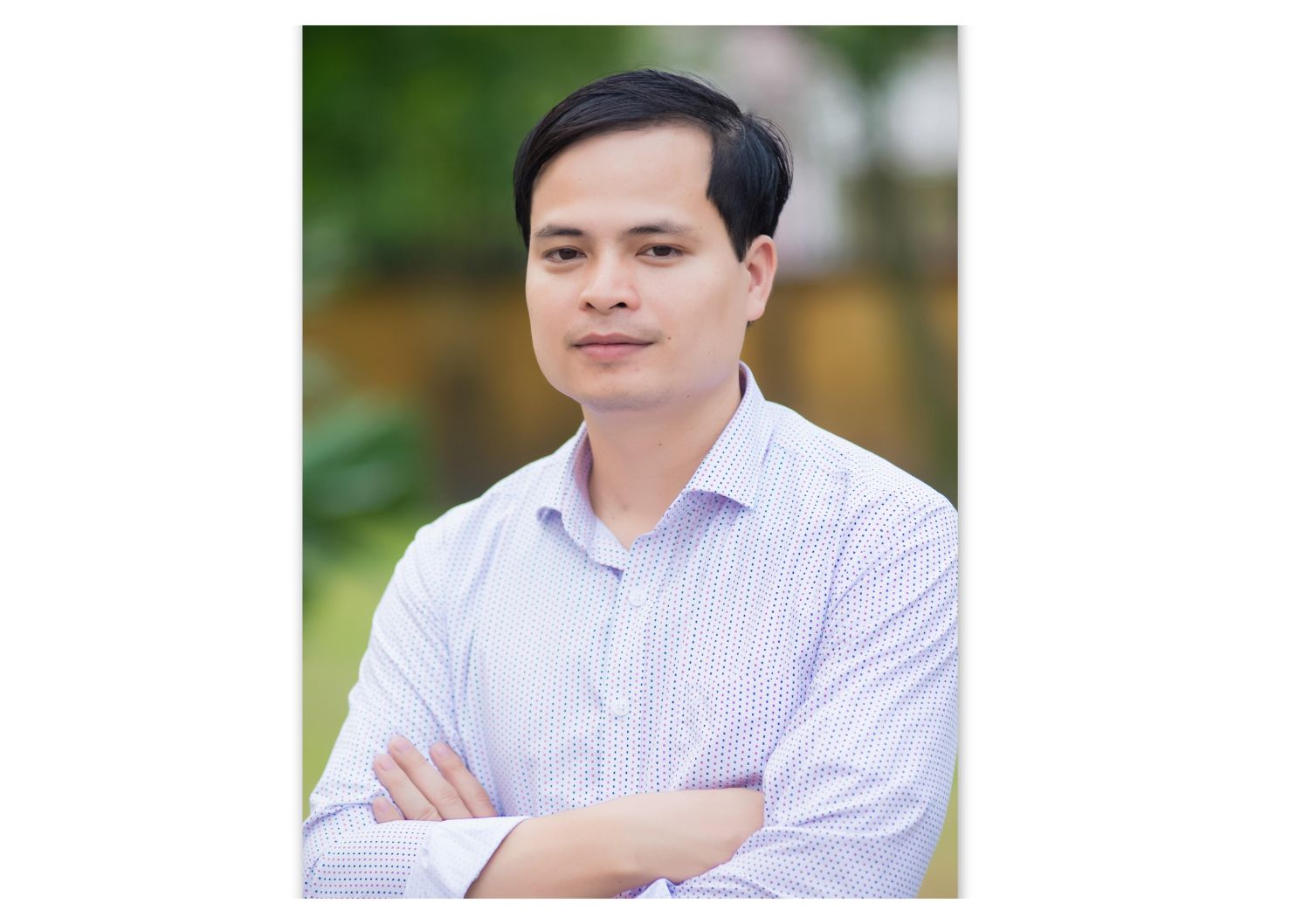 Nhấn để phóng to