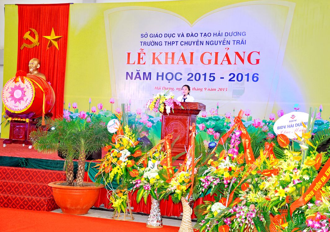Nhấn để phóng to