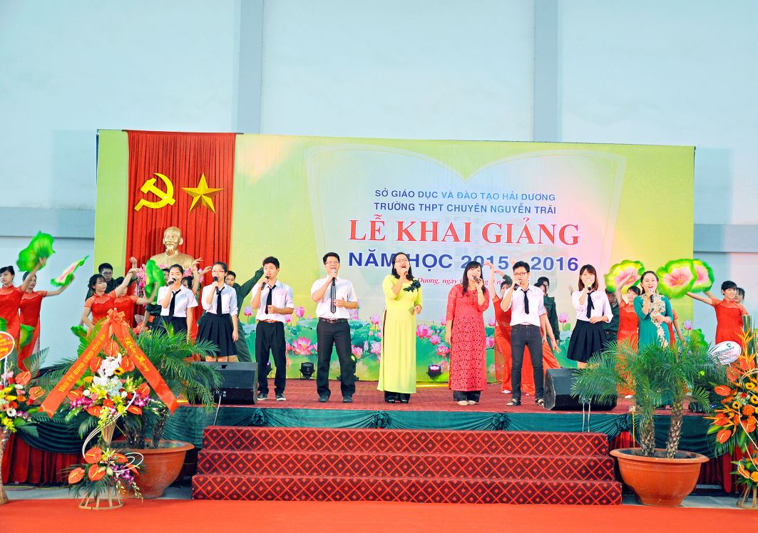 Nhấn để phóng to