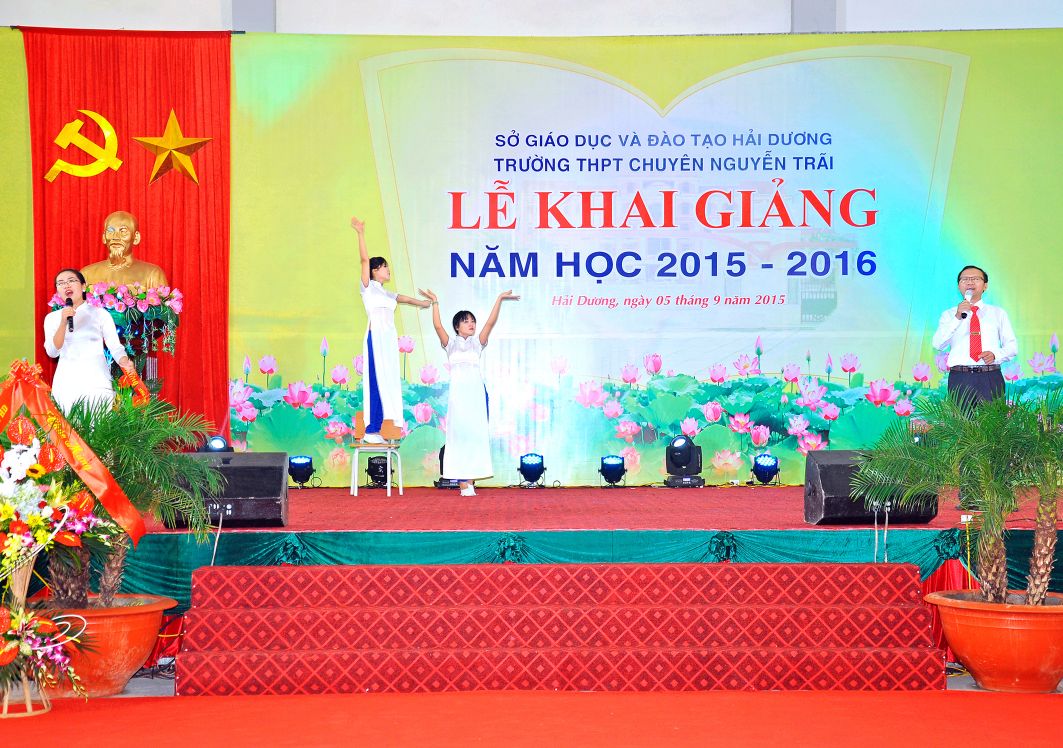 Nhấn để phóng to
