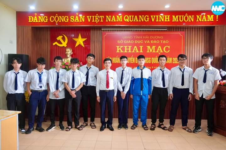 Nhấn để phóng to