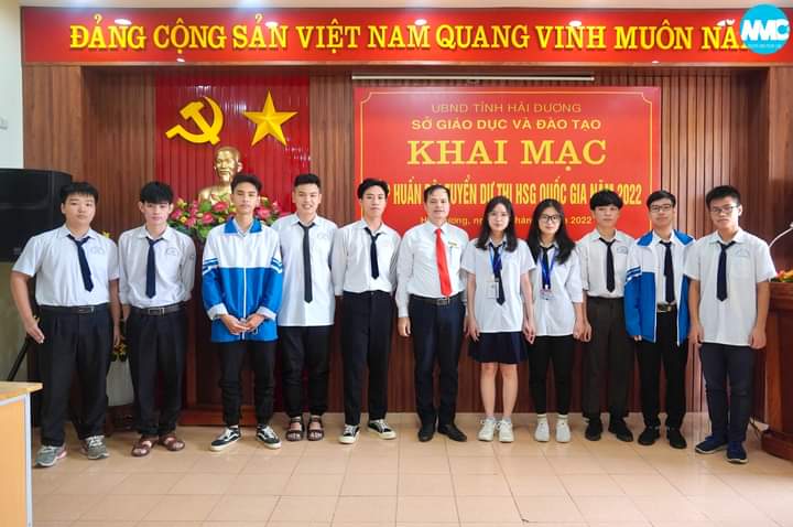 Nhấn để phóng to