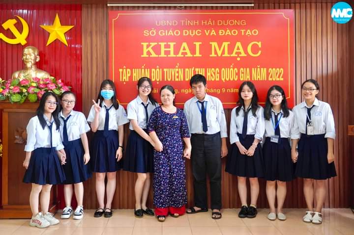Nhấn để phóng to