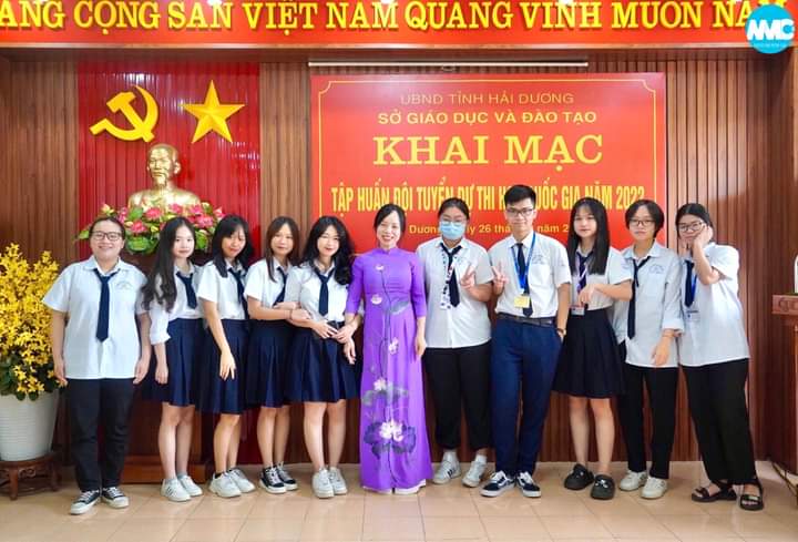 Nhấn để phóng to