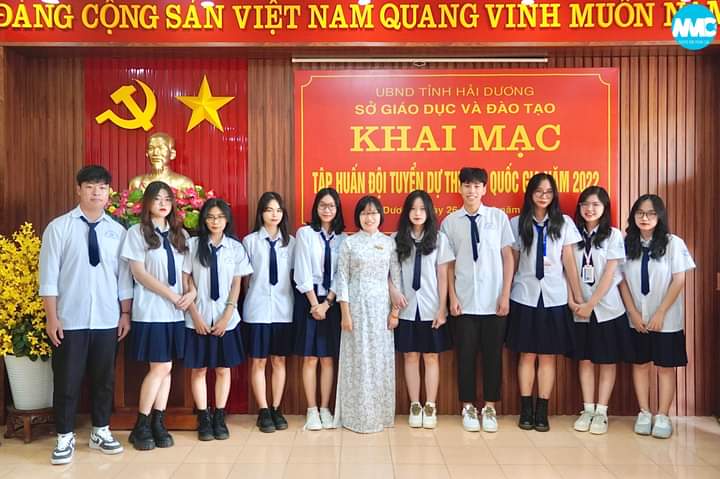 Nhấn để phóng to