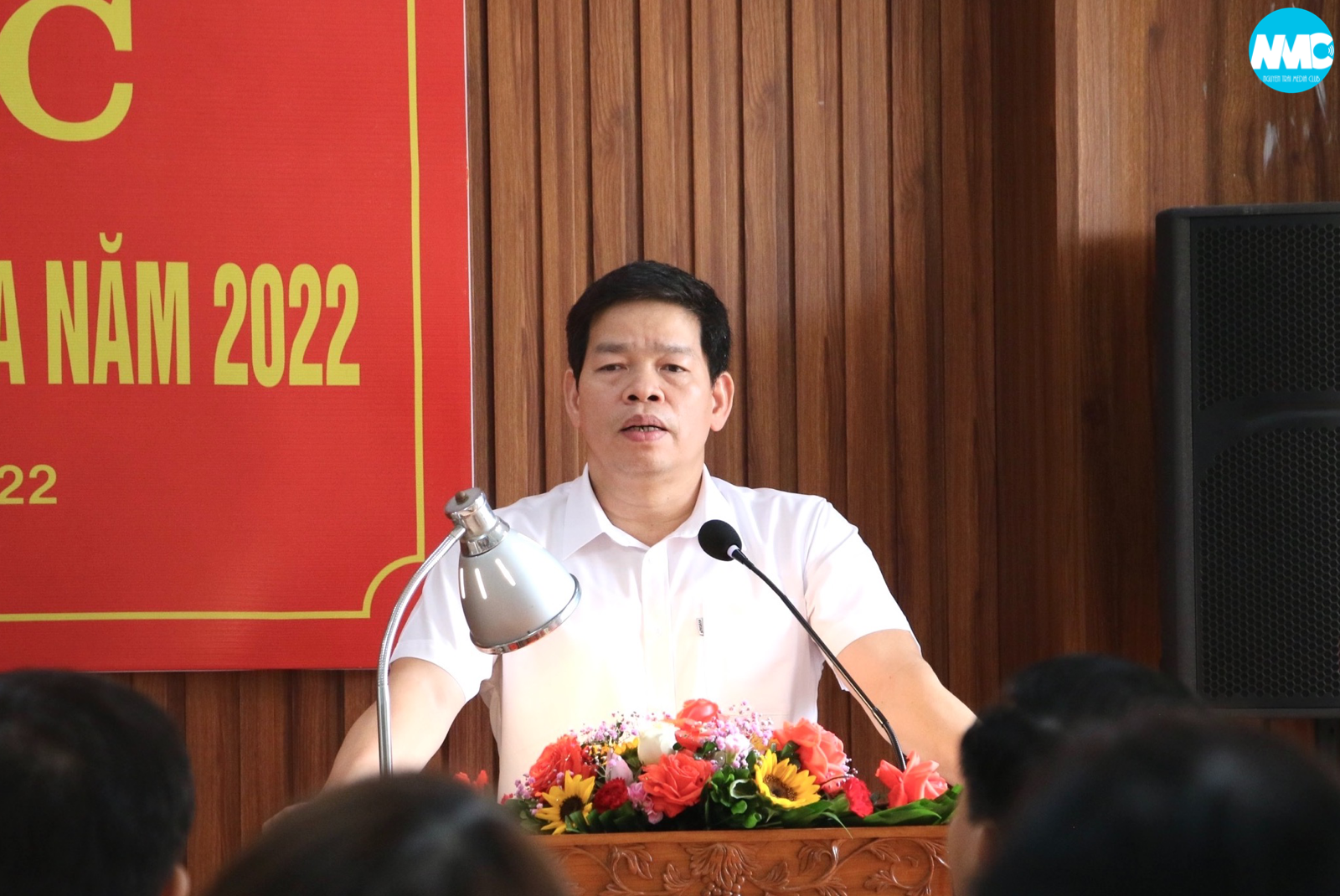 Nhấn để phóng to