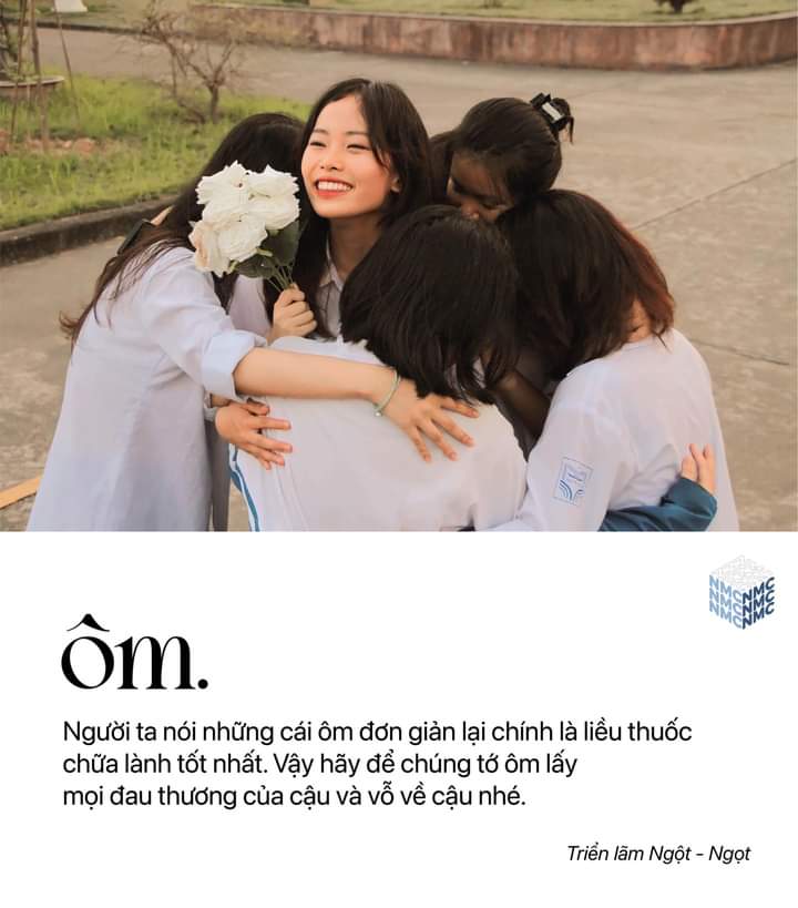 Nhấn để phóng to