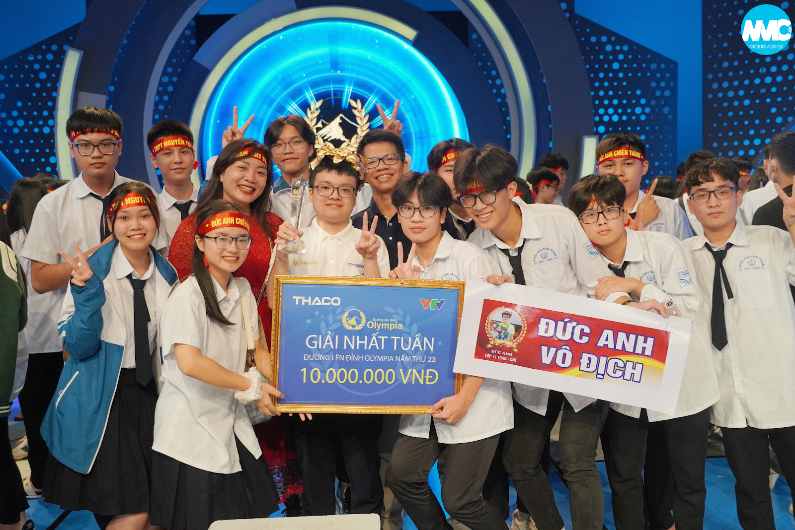 Nhấn để phóng to