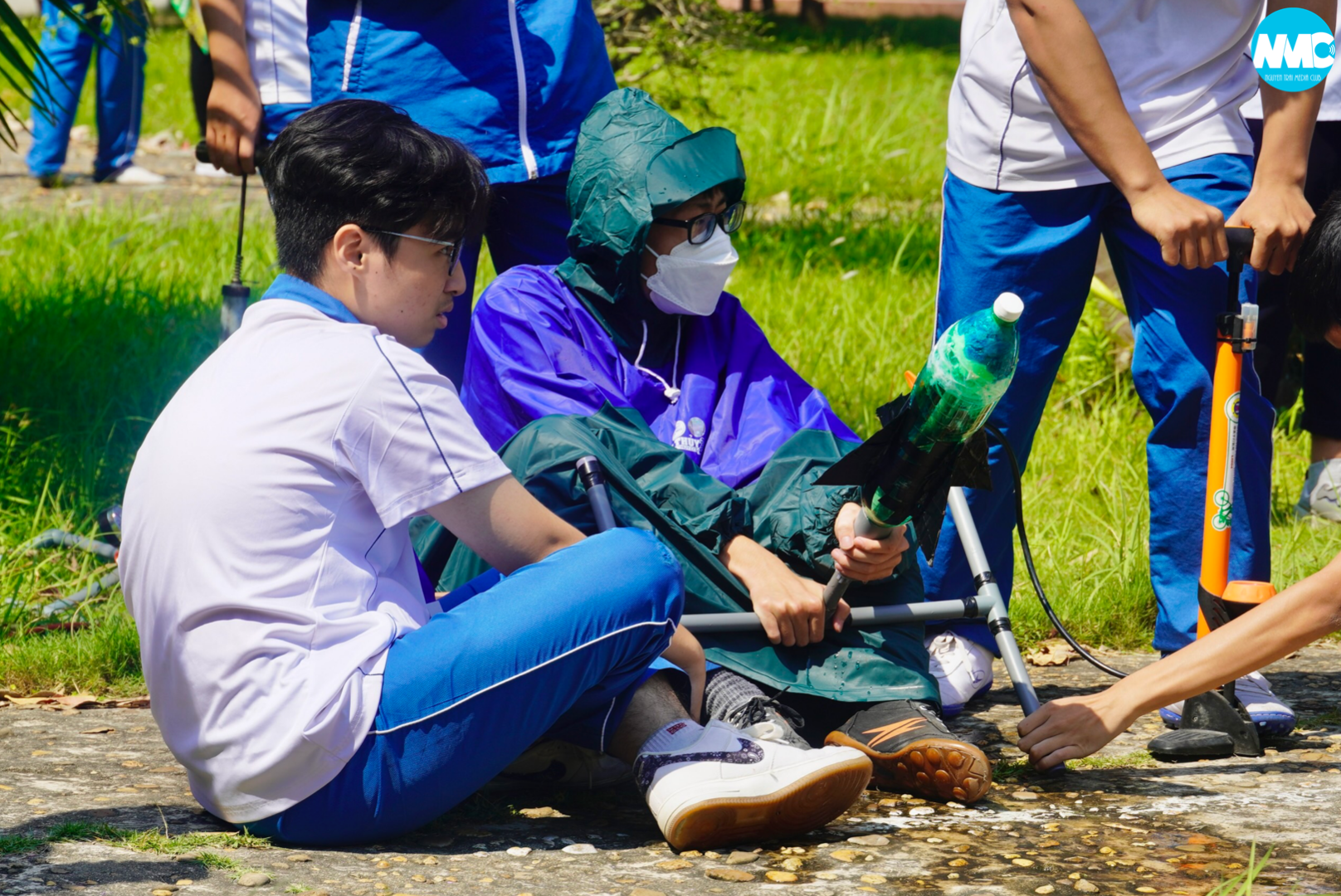 Nhấn để phóng to