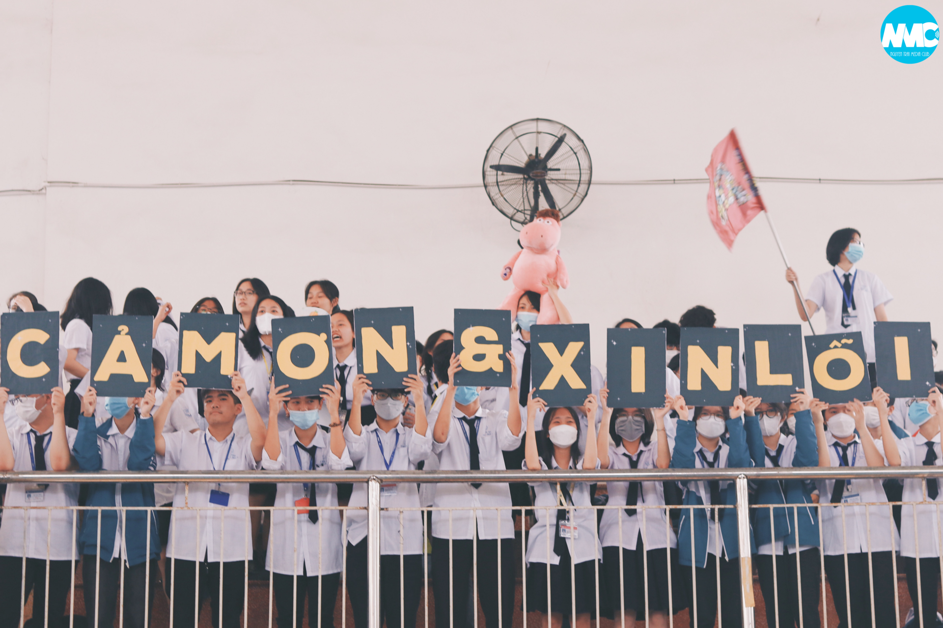 Hồi Ký 04: Nắng đêm - Cảm ơn và xin lỗi